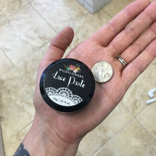 Load image into Gallery viewer, Art Paste - Lace Set - Black & White